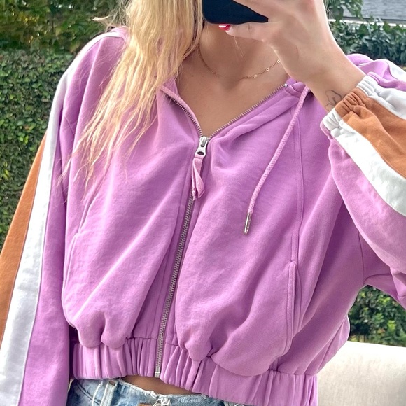 LSpace cinched waist hoodie - Picture 4 of 7